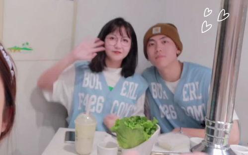 情侣讨论吃瓜博主视频,揭秘吃瓜博主背后的秘密与魅力